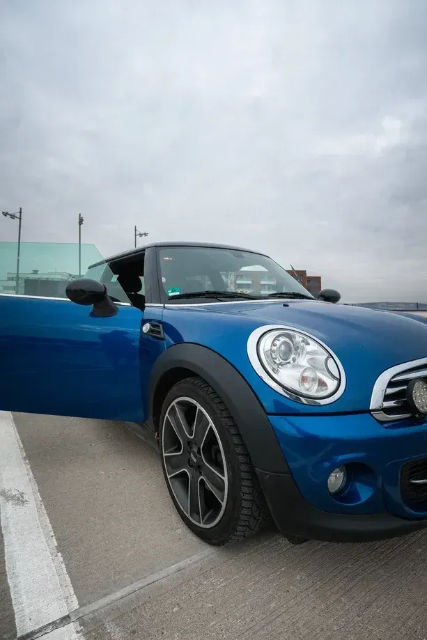 MINI Cooper Standard — imagine 4