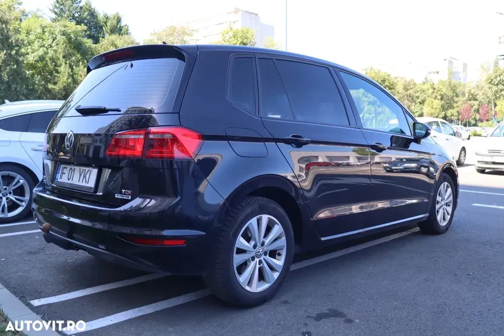 Volkswagen Golf 1.6 TDI DSG Highline — imagine 5