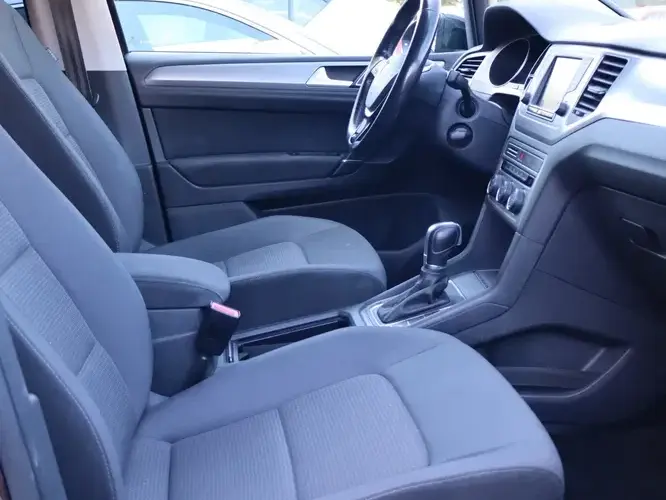 Volkswagen Golf 1.6 TDI DSG Highline