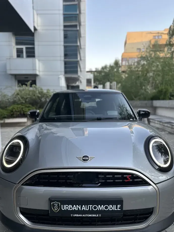 MINI Cooper S John Works Trim — imagine 2