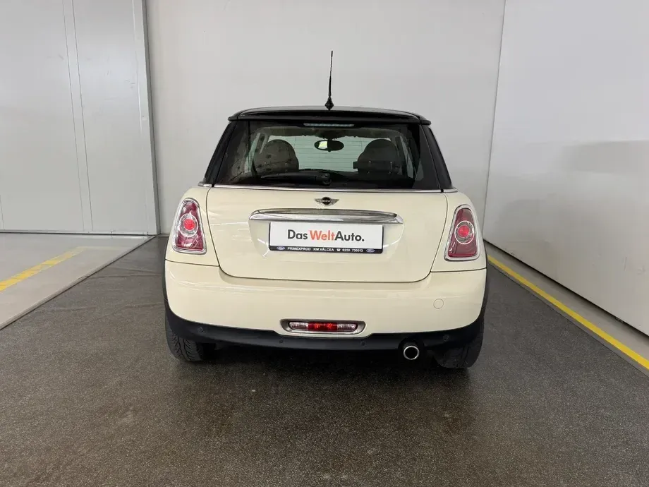 MINI ONE Classic Trim — imagine 4