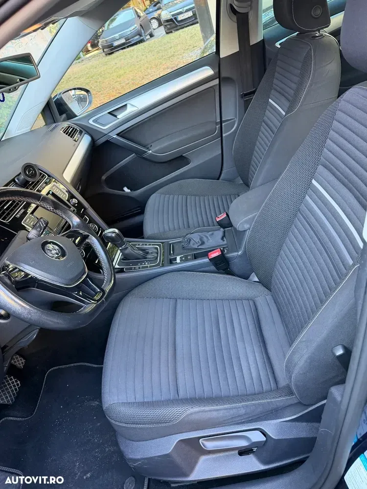 Volkswagen Golf 1.6 TDI DPF DSG BlueMotion Technology Comfortline — imagine 3