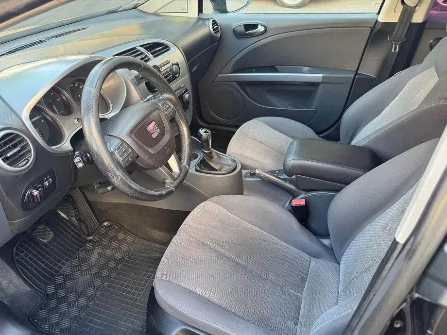 Seat Leon II 2.0 TDI DPF FR — imagine 6