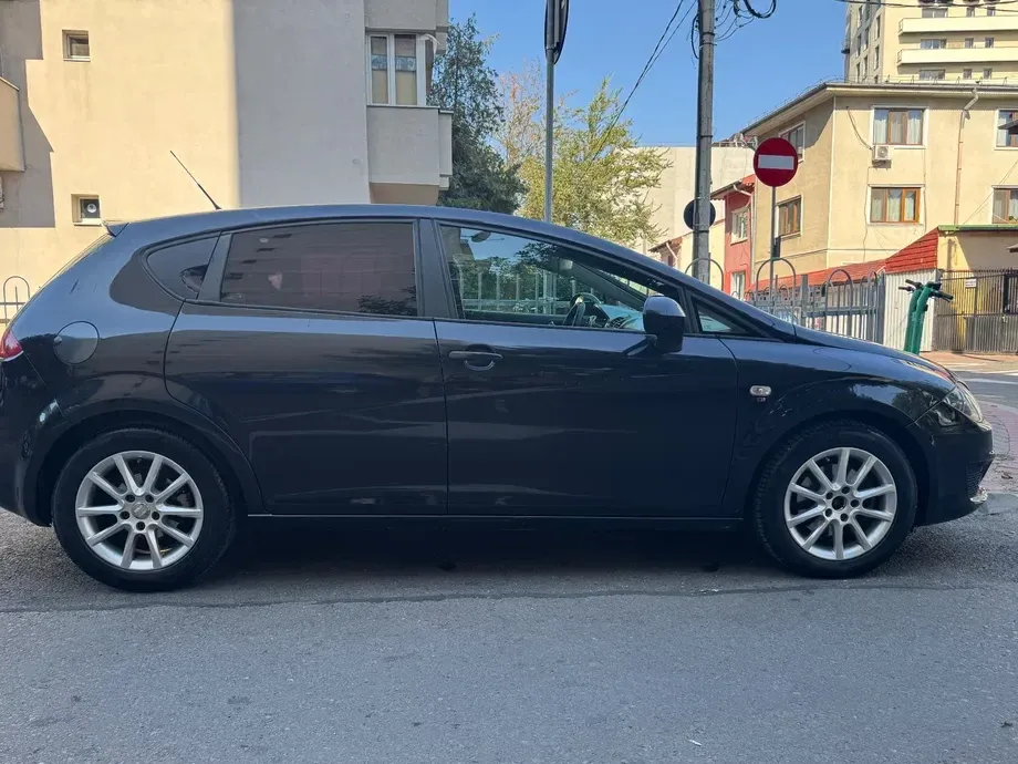 Seat Leon II 2.0 TDI DPF FR — imagine 2