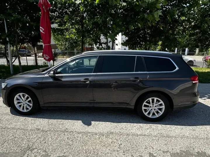 Volkswagen Passat B8 2.0 TDI DSG Comfortline