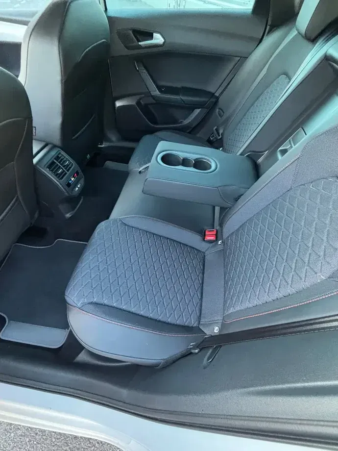Seat Leon IV 1.4 e-Hybrid DSG FR — imagine 5