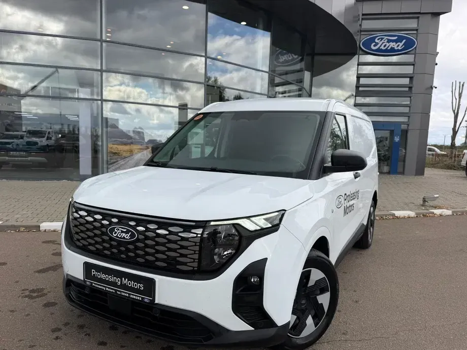 Ford Transit Courier — imagine 3
