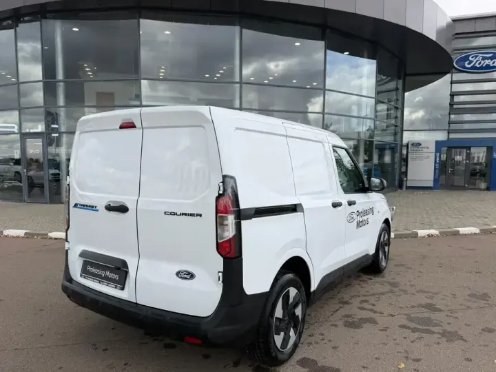 Ford Transit Courier