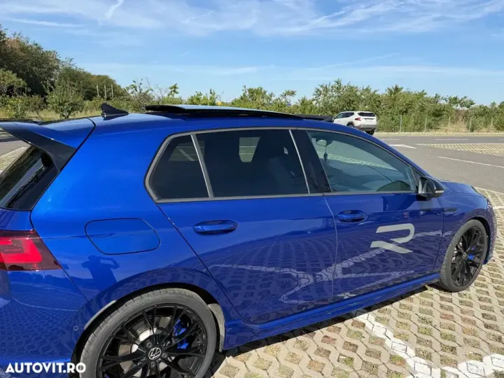 Volkswagen Golf R