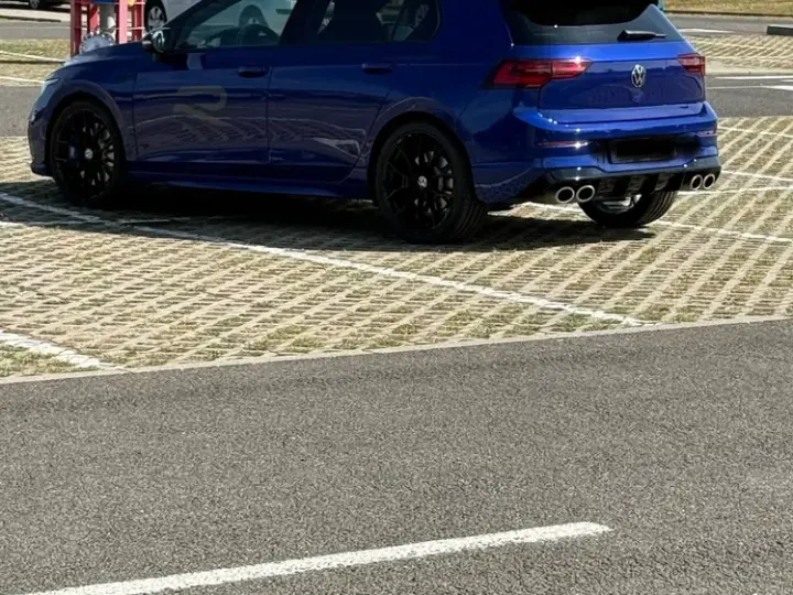 Volkswagen Golf R