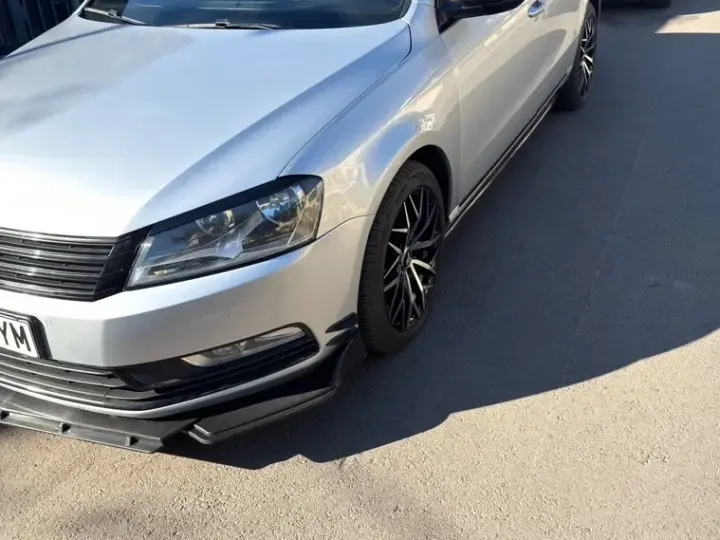 Volkswagen Passat B7 2.0 TDI BlueMotion Technology Comfortline