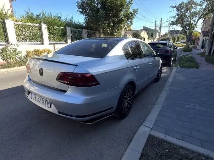 Volkswagen Passat B7 2.0 TDI BlueMotion Technology Comfortline