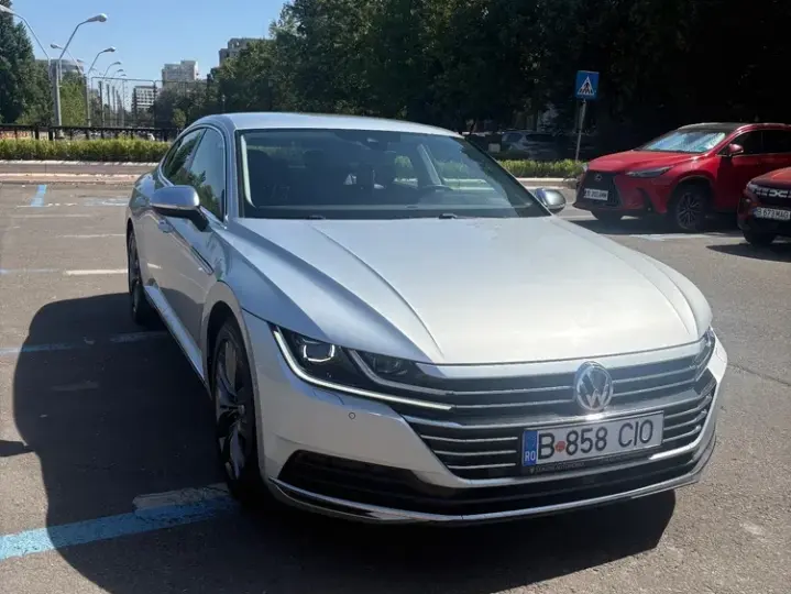 Volkswagen Arteon 2.0 TSI DSG 4Motion R-Line