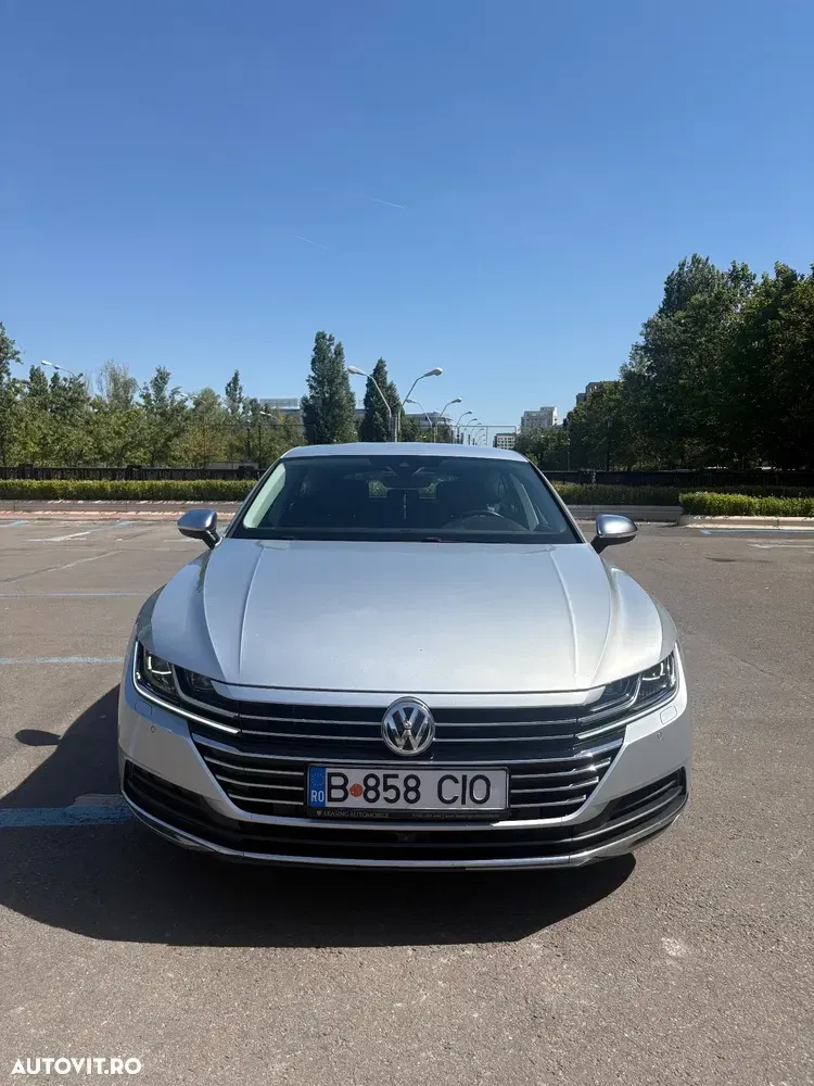 Volkswagen Arteon 2.0 TSI DSG 4Motion R-Line — imagine 3