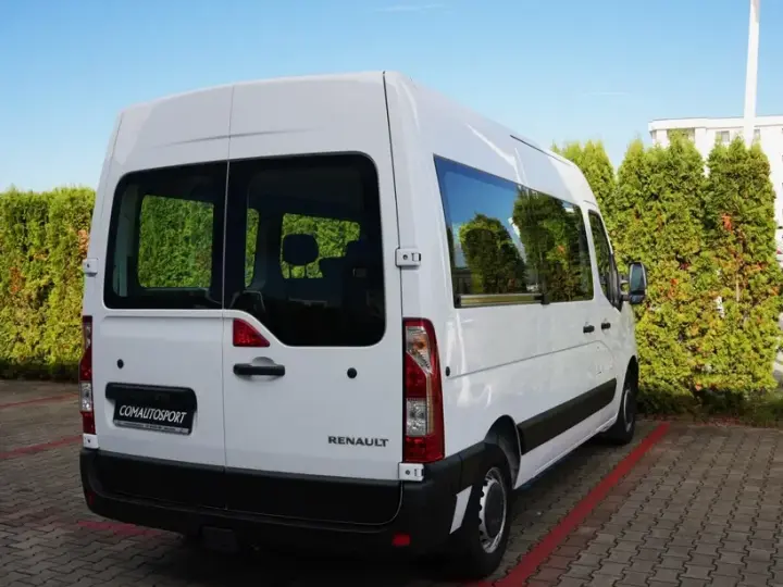 Renault MASTER L2H2 8+1