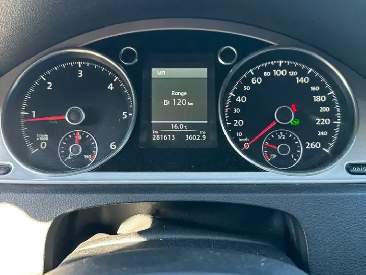 Volkswagen Passat Alltrack 2.0 TDI 4Motion DSG BlueMotion Tec