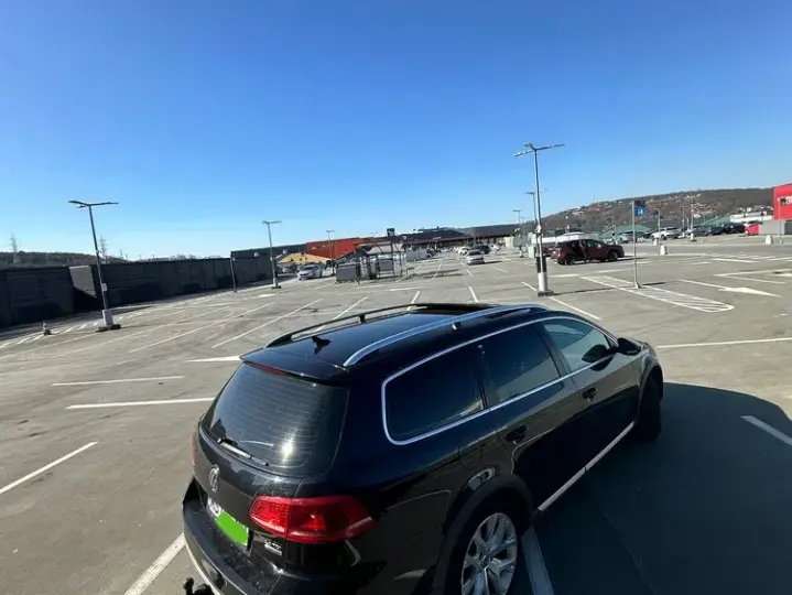 Volkswagen Passat Alltrack 2.0 TDI 4Motion DSG BlueMotion Tec