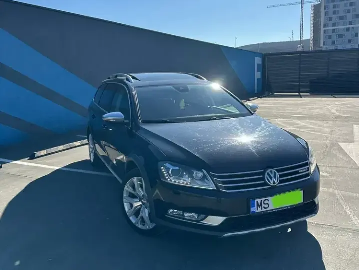 Volkswagen Passat Alltrack 2.0 TDI 4Motion DSG BlueMotion Tec