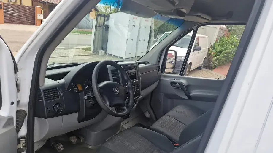 Mercedes-Benz Sprinter 313 — imagine 3