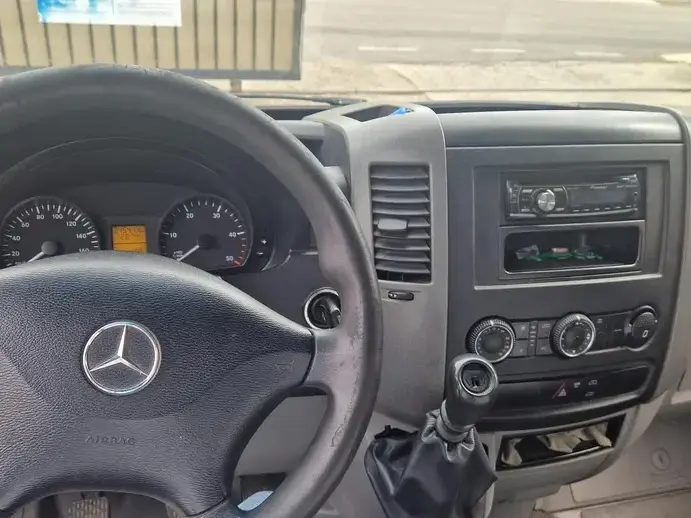 Mercedes-Benz Sprinter 313