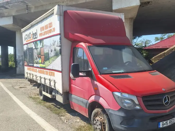 Mercedes-Benz Sprinter 516