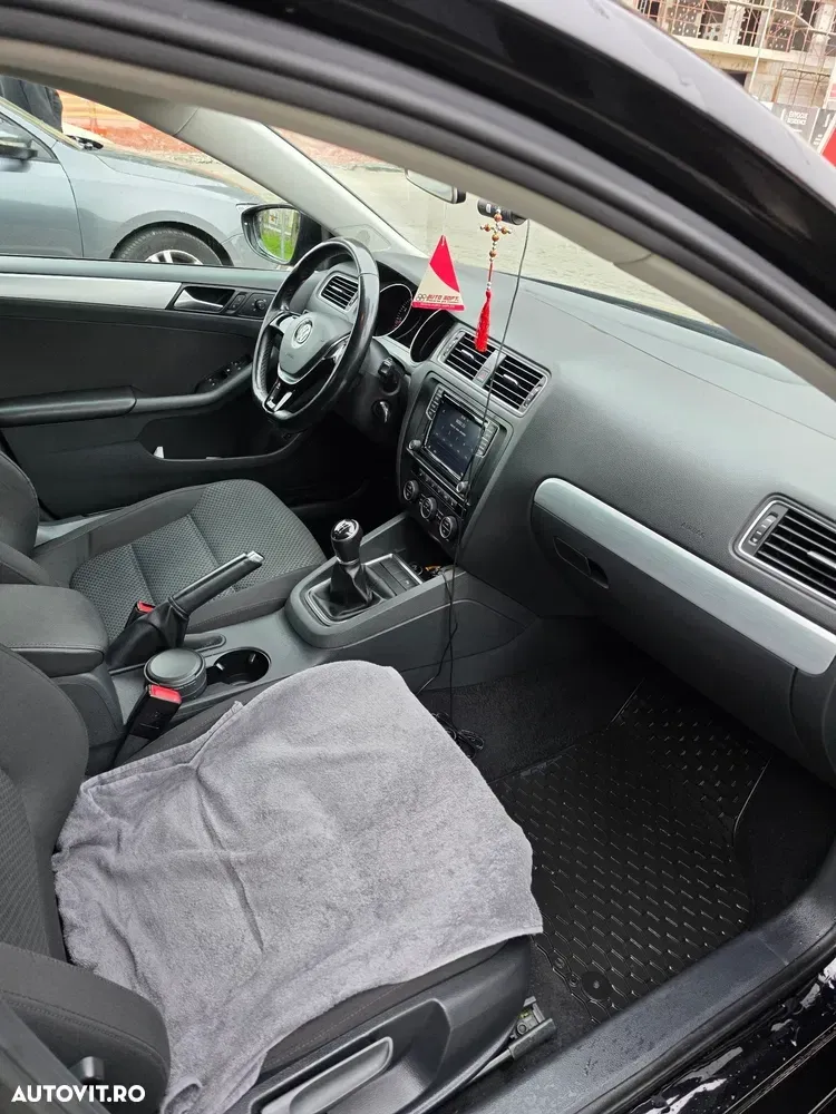 Volkswagen Jetta 1.2 TSI Comfortline — imagine 6