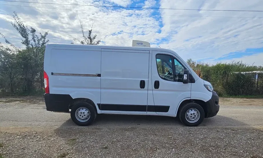 Peugeot Boxer L1H1 Frigorifica / 2 Compartimente — imagine 4