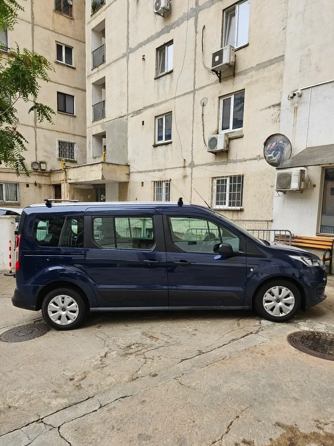 Ford TRANSIT CONNECT — imagine 6