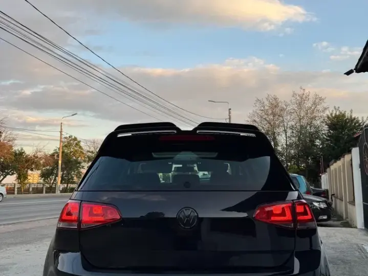 Volkswagen Golf 1.6 TDI DPF BMT Highline
