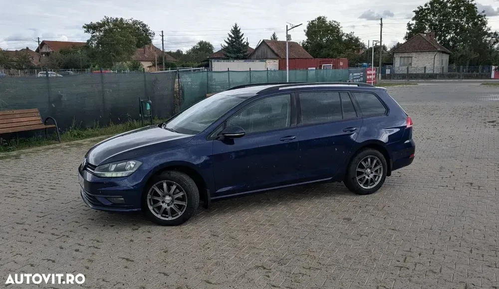 Volkswagen Golf 1.6 TDI Comfortline — imagine 2
