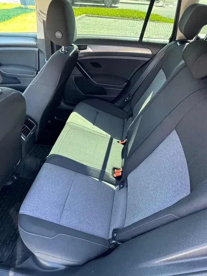 Volkswagen Golf 1.6 TDI DSG BMT Comfortline — imagine 5