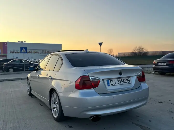 BMW Seria 3 E90/E91/E92/E93 320D