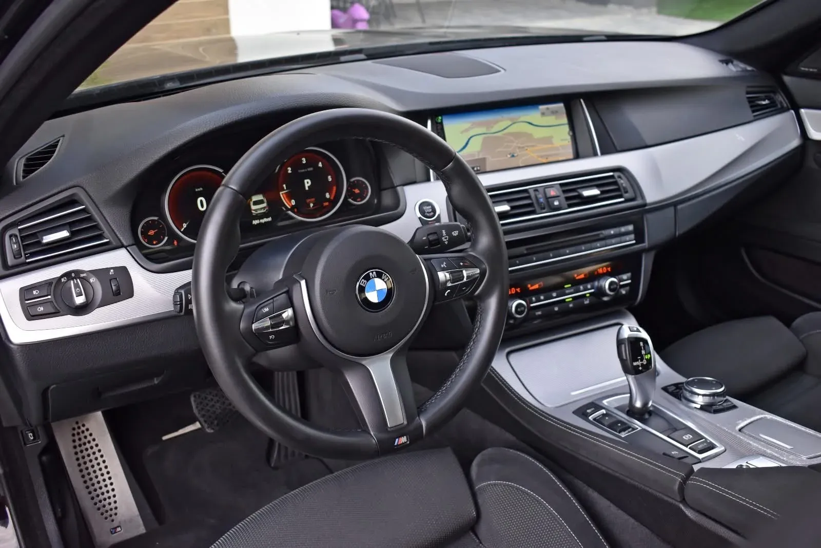 BMW Seria 5 F10 520d, Mpaket de fabrică, b47, 190cp — imagine 8
