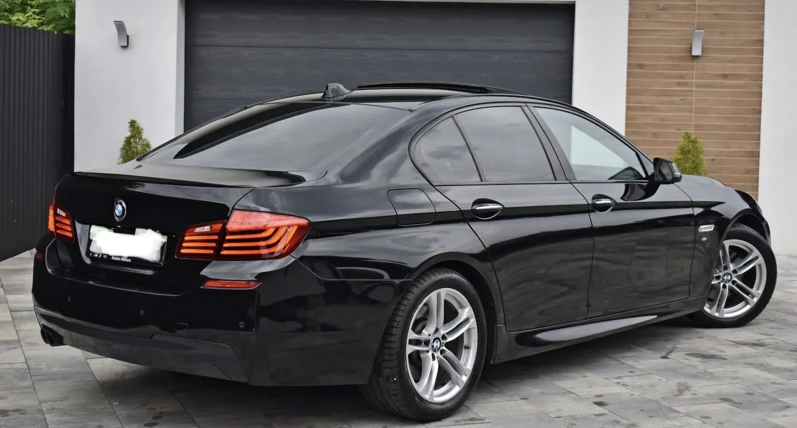 BMW Seria 5 F10 520d, Mpaket de fabrică, b47, 190cp — imagine 3