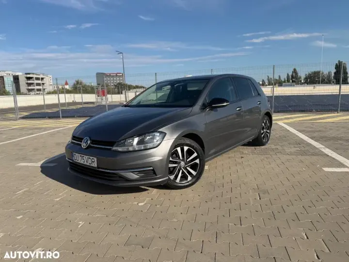 Volkswagen Golf 1.6 TDI SCR DSG IQ.DRIVE