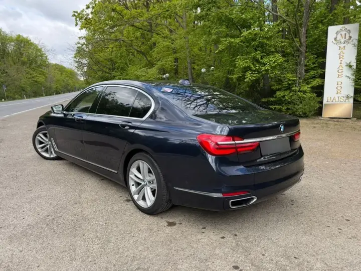 BMW Seria 7 G11/G12 750Li xDrive