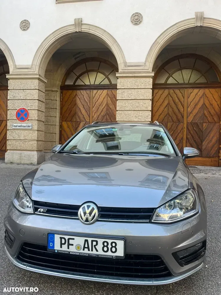 Volkswagen Golf — imagine 3