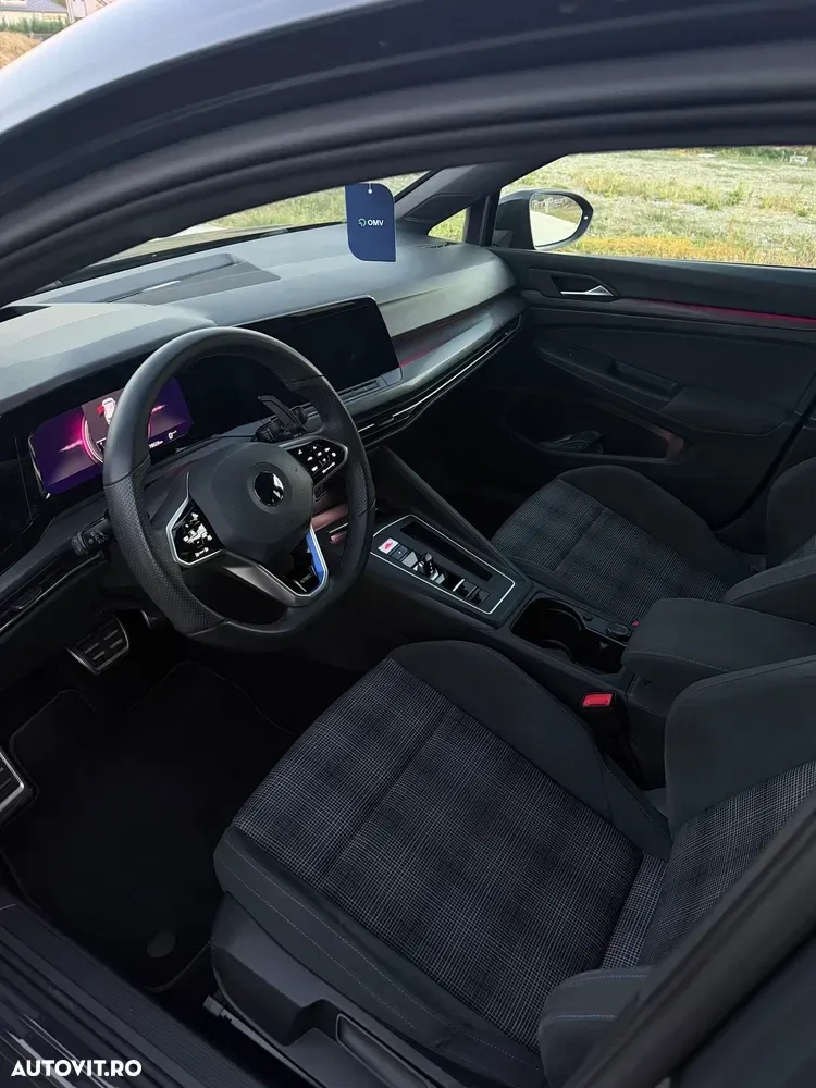 Volkswagen Golf — imagine 3