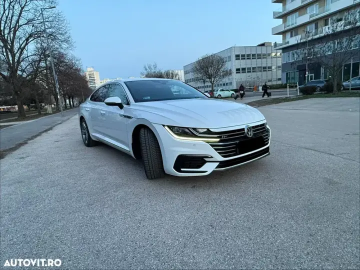 Volkswagen Arteon 2.0 TSI DSG R-Line