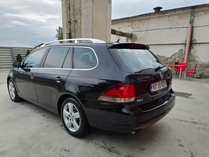 Volkswagen Golf VI 1.6 TDI DPF BlueMotion