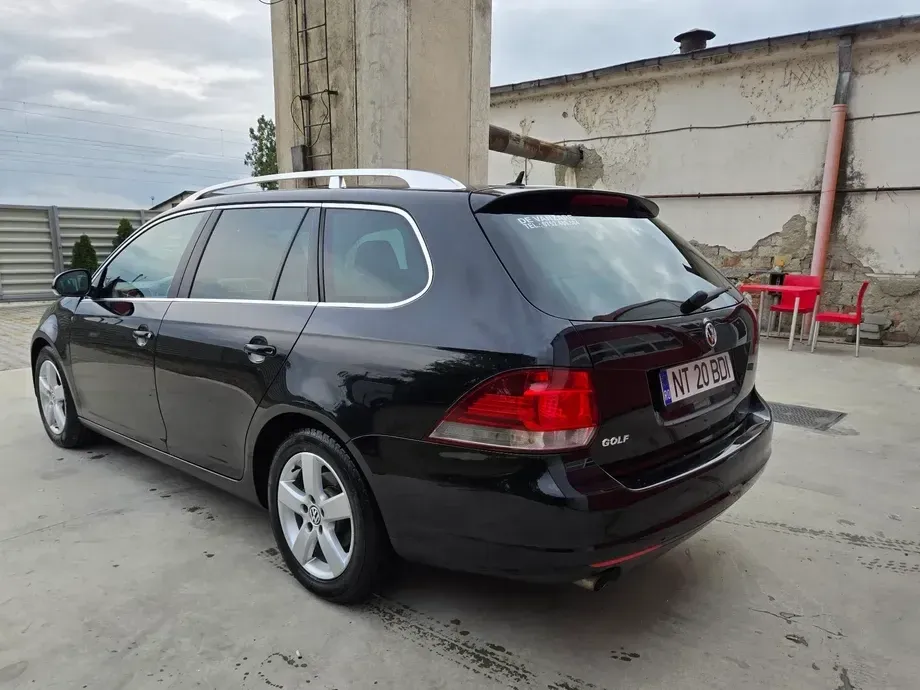 Volkswagen Golf VI 1.6 TDI DPF BlueMotion — imagine 4