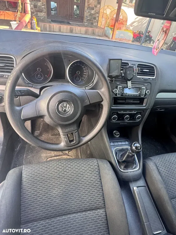 Volkswagen Golf — imagine 5