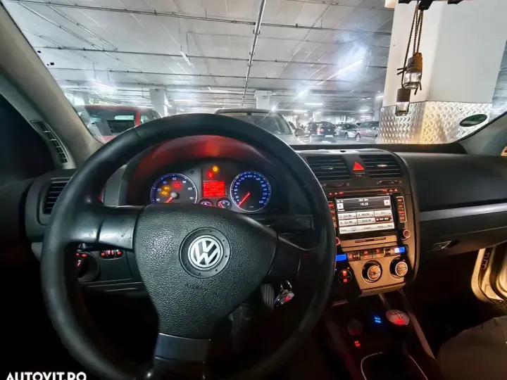 Volkswagen Golf 1.6 Comfortline