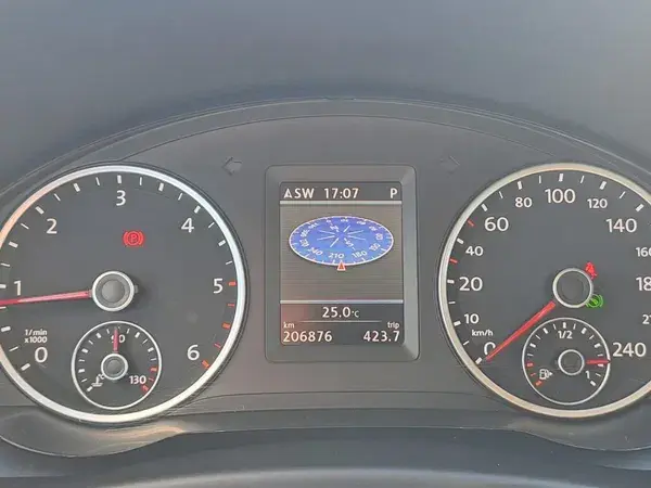 Volkswagen Tiguan 2.0 TDI DPF 4Motion Automatik Track & Field