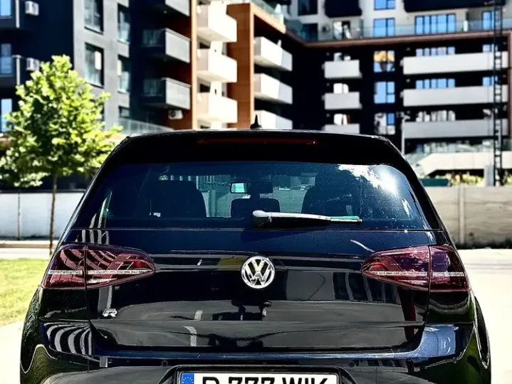 Volkswagen Golf R 4Motion BlueMotion Technology DSG