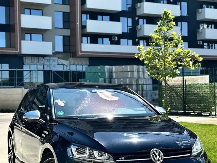 Volkswagen Golf R 4Motion BlueMotion Technology DSG