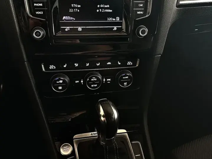 Volkswagen Golf R 4Motion BlueMotion Technology DSG