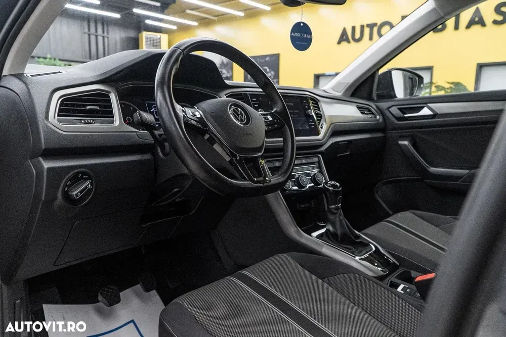 Volkswagen T-Roc 1.0 TSI OPF Style — imagine 6