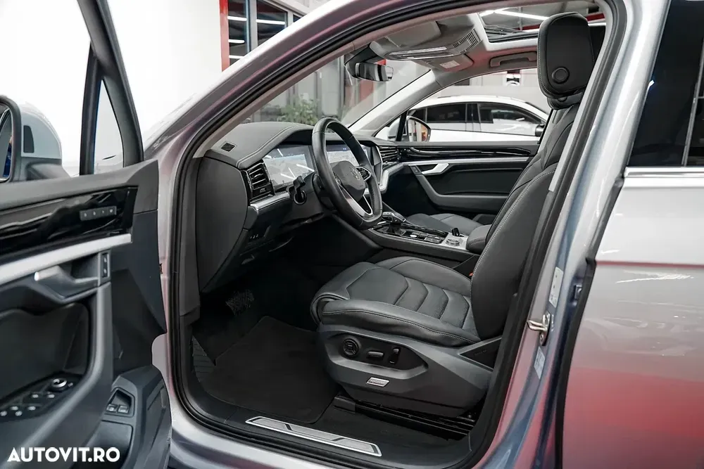 Volkswagen Touareg 3.0 V6 e-Hybrid 4Motion Aut. Elegance — imagine 4