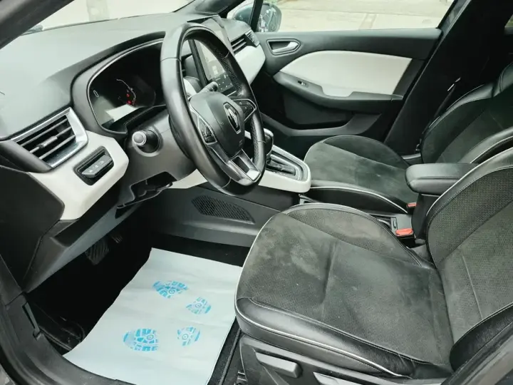 Renault Clio V